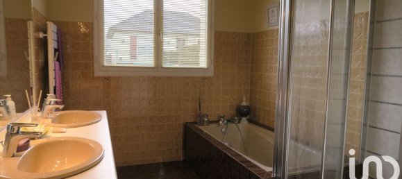 3 bedrooms House in Fere-Champenoise, France No. 313705 12