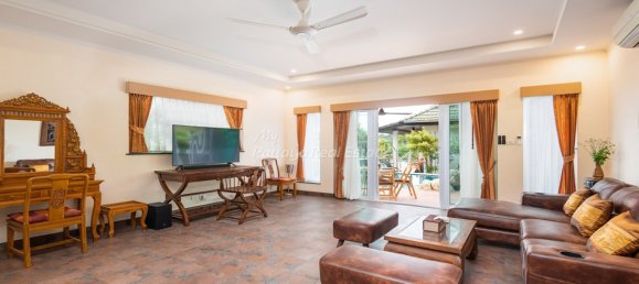 4 bedrooms Cafe / restaurant in Pattaya, Thailand No. 10500 4