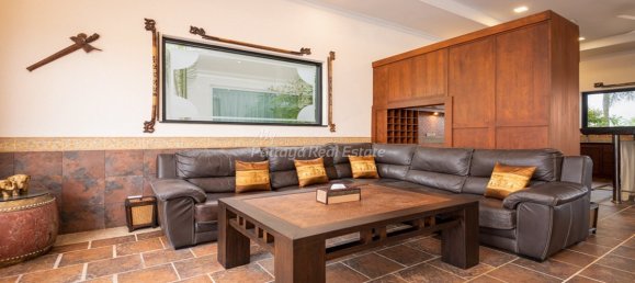 4 bedrooms Cafe / restaurant in Pattaya, Thailand No. 10500 21