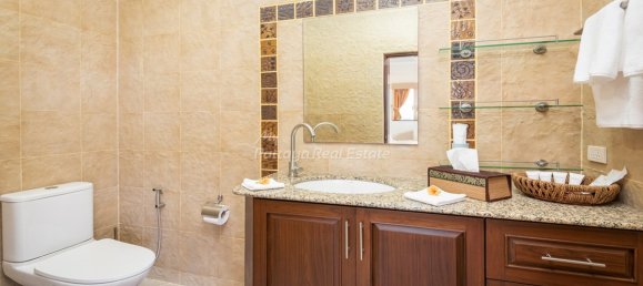 4 bedrooms Cafe / restaurant in Pattaya, Thailand No. 10500 12