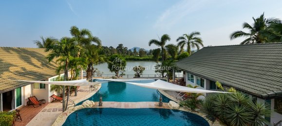 4 bedrooms Cafe / restaurant in Pattaya, Thailand No. 10500 25