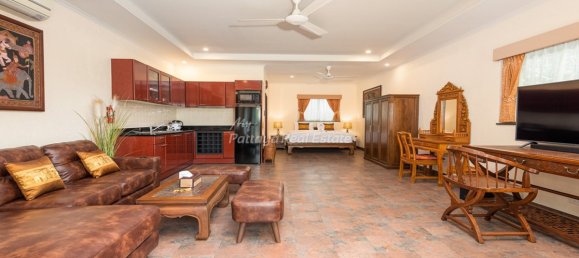 4 bedrooms Cafe / restaurant in Pattaya, Thailand No. 10500 9