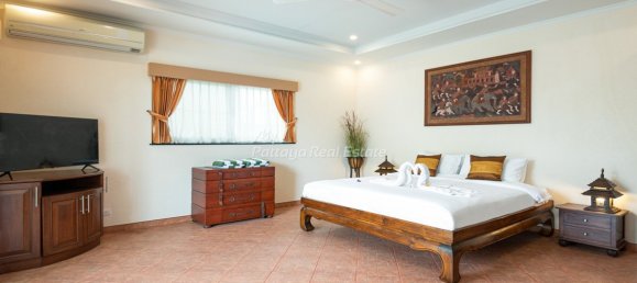 4 bedrooms Cafe / restaurant in Pattaya, Thailand No. 10500 11