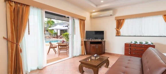 4 bedrooms Cafe / restaurant in Pattaya, Thailand No. 10500 16