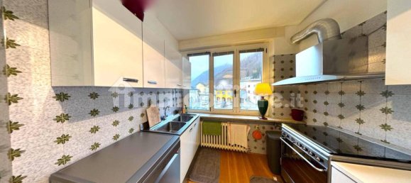 4 Schlafzimmer Haus in Udine, Italy, Nr. 192845 3