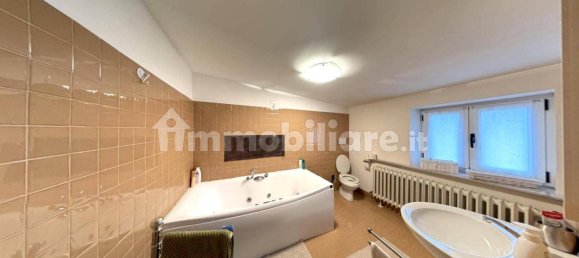 4 Schlafzimmer Haus in Udine, Italy, Nr. 192845 7