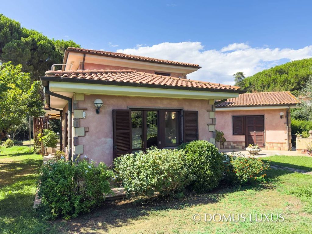 4 bedrooms Villa in Tarquinia, Italy No. 276818
