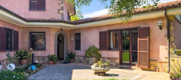 4 bedrooms Villa in Tarquinia, Italy No. 276818 11
