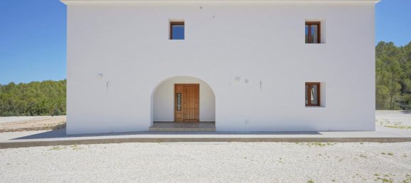 3 bedrooms Villa in Benissa, Spain No. 13077 6