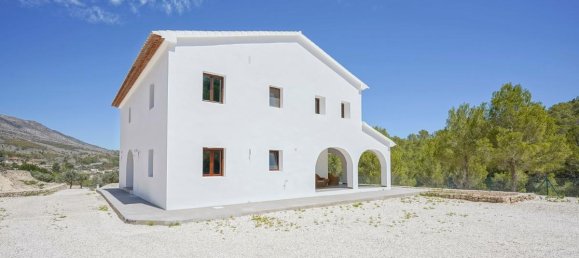 3 bedrooms Villa in Benissa, Spain No. 13077 3