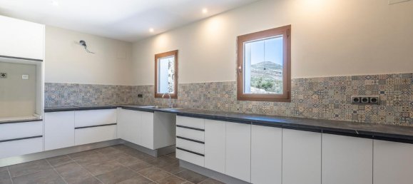 3 bedrooms Villa in Benissa, Spain No. 13077 16