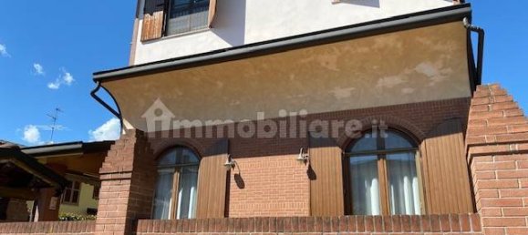 4 chambres Villa à Tavazzano con Villavesco, Italy No. 13208 12