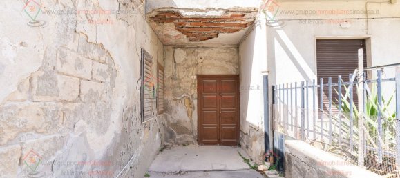 Casa de 6 dormitorios en Syracuse, Italy No. 346463 4