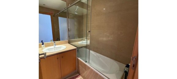 3 bedrooms Apartment in Lisbon, Portugal No. 136783 16