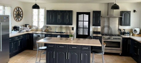 3 bedrooms Villa in Compiegne, France No. 202266 19