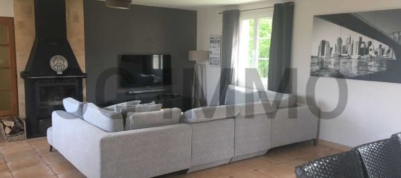 3 bedrooms Villa in Compiegne, France No. 202266 11