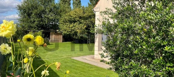 3 bedrooms Villa in Compiegne, France No. 202266 2