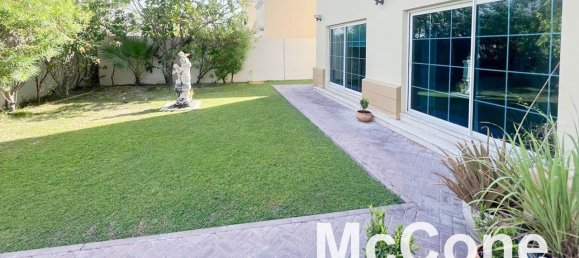 4 bedrooms Villa in Jumeirah Park, UAE No. 32396 11
