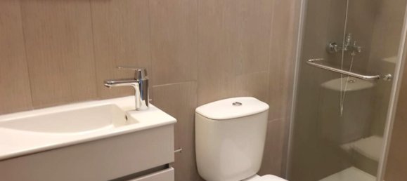 Apartamento de 4 dormitorios en Limassol, Cyprus No. 25010 5