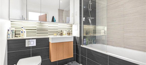 Apartamento de 1 dormitorio en London, United Kingdom No. 8672 5