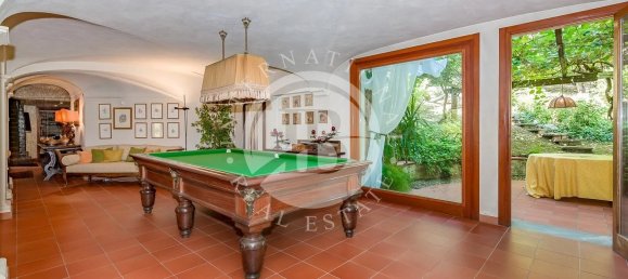 6 bedrooms Villa in Lucca, Italy No. 323243 23