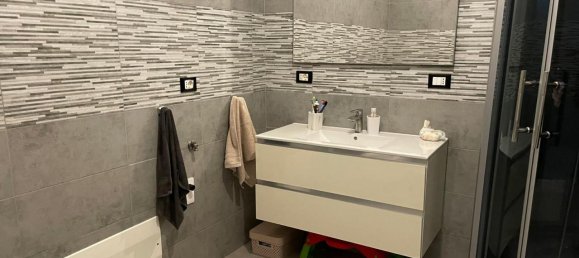 Apartamento de 3 habitaciónes en Mazzano, Italy No. 237367 11