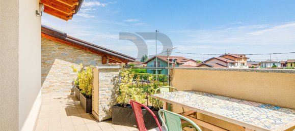 3 rooms Apartment in Turate, Italy No. 333706 19