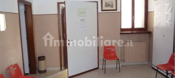 2غرفة عقار تجاري في Cesano Maderno, Italy رقم 313129 2