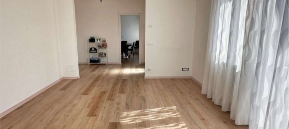 4 bedrooms Apartment in Martellago, Italy No. 327177 7