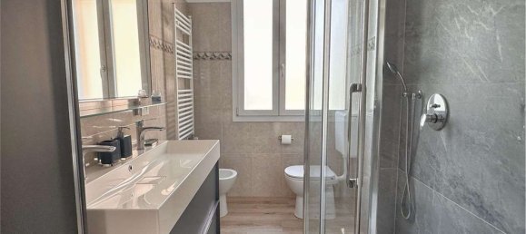 4 bedrooms Apartment in Martellago, Italy No. 327177 12