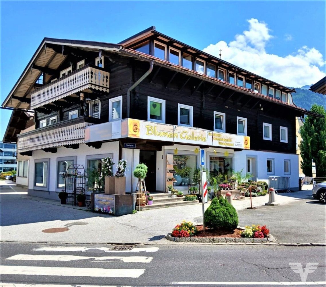 Gebäude in Mittersill, Austria 454m², Nr. 70854