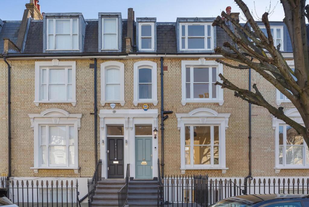 Дом с 4 спальнями в Лондон, Великобритания № 6978