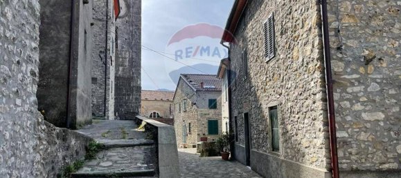 5 bedrooms House in Bagni di Lucca, Italy No. 311597 25