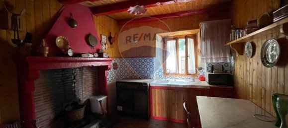 5 bedrooms House in Bagni di Lucca, Italy No. 311597 2