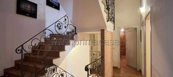 7 bedrooms House in Novellara, Italy No. 360431 5