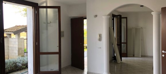 3 rooms Villa in Ottobiano, Italy No. 255357 7