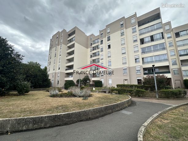 1 bedroom Apartment in Franconville, France No. 355280
