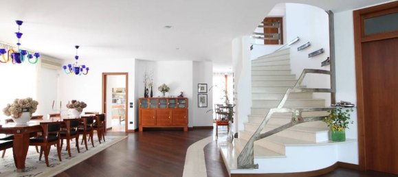 10 bedrooms Villa in Caravaggio, Italy No. 361061 3