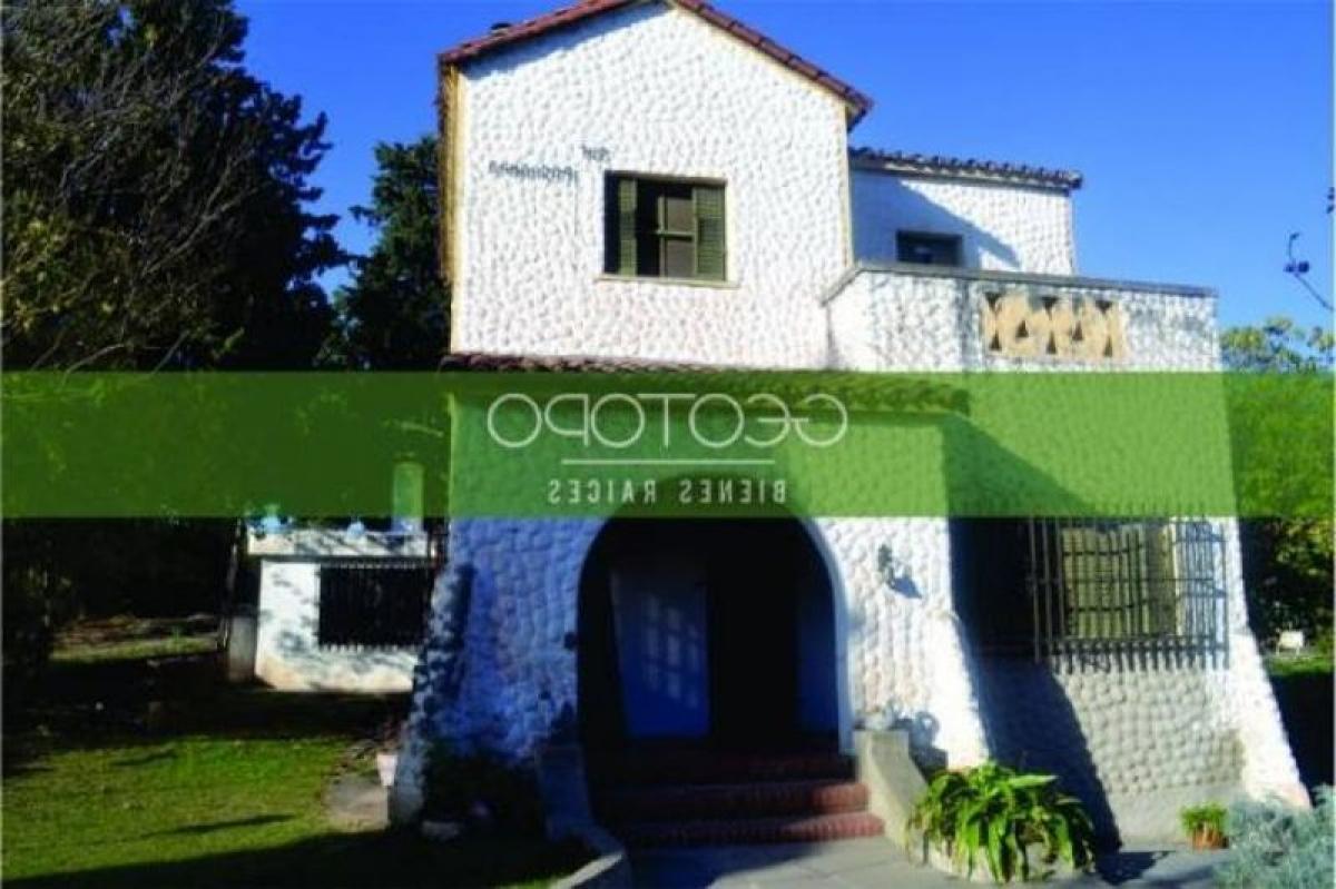 3 bedrooms House in Cordoba, Argentina No. 54065