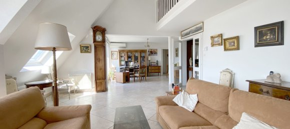 4 bedrooms Duplex in Strasbourg, France No. 273845 10