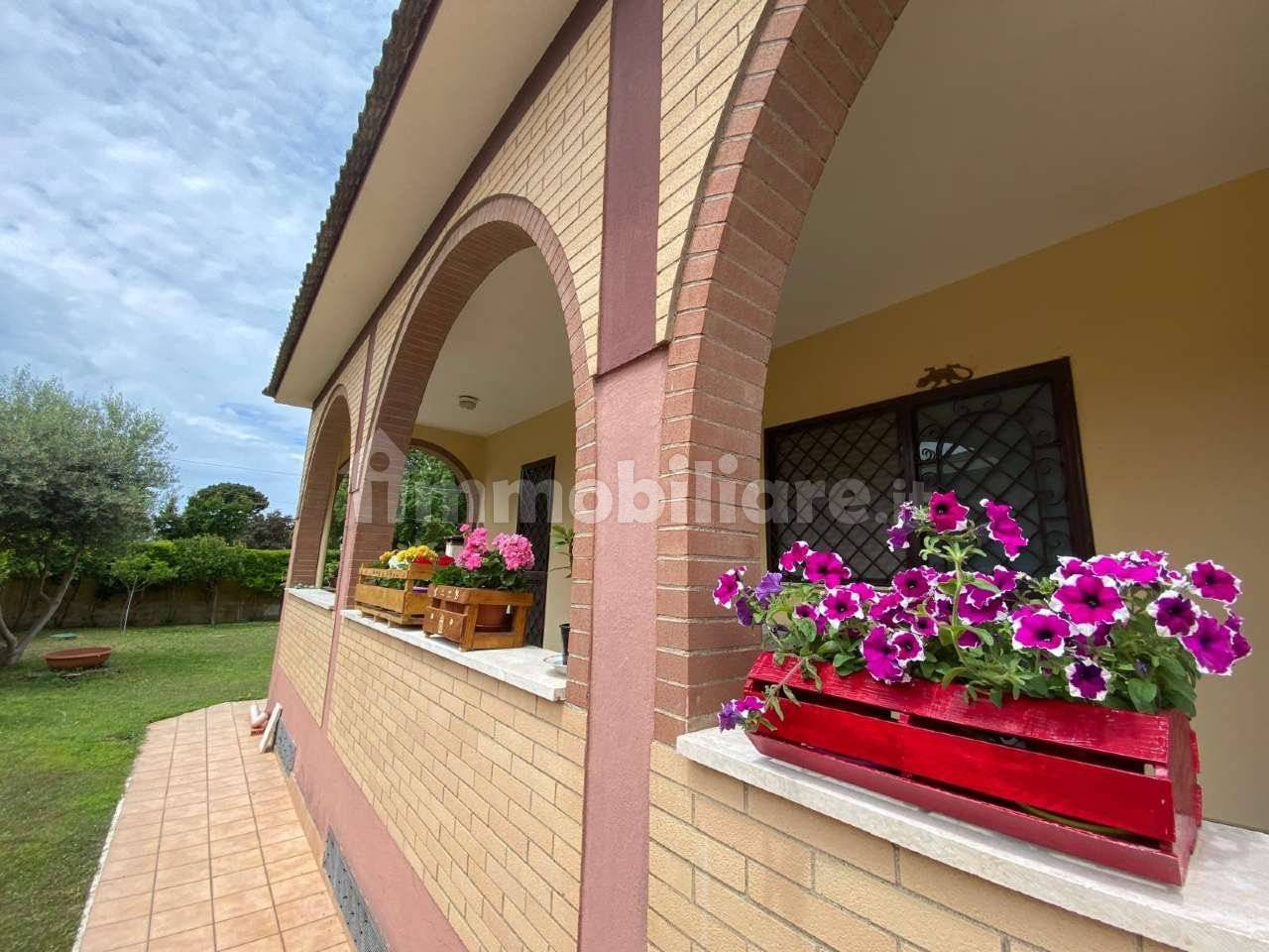 2 غرف نوم فيلا في Anzio, Italy رقم 347024