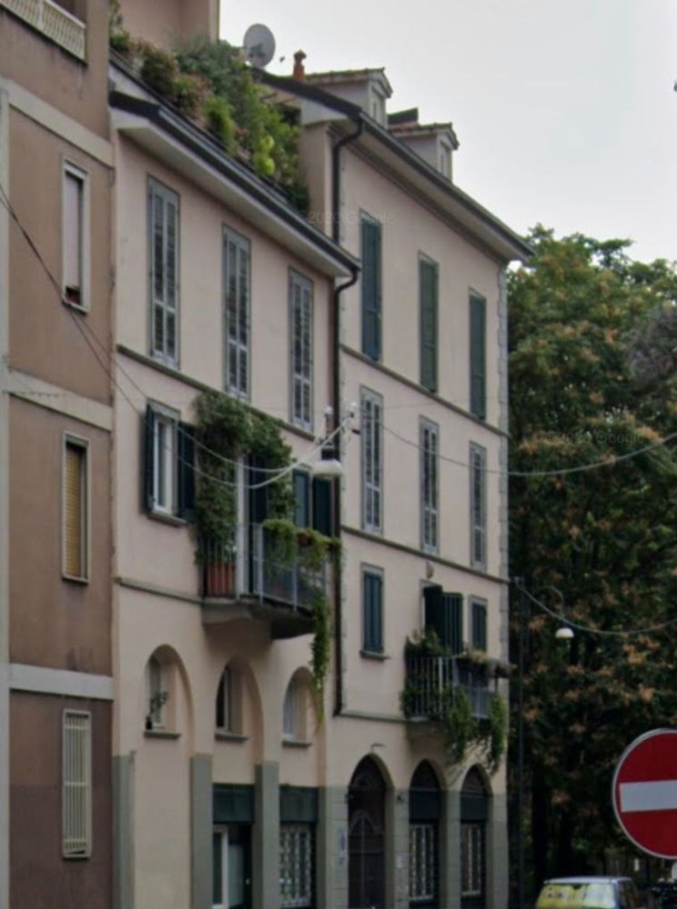 Duplex de 3 divisões em Milan, Italy N.º 247060