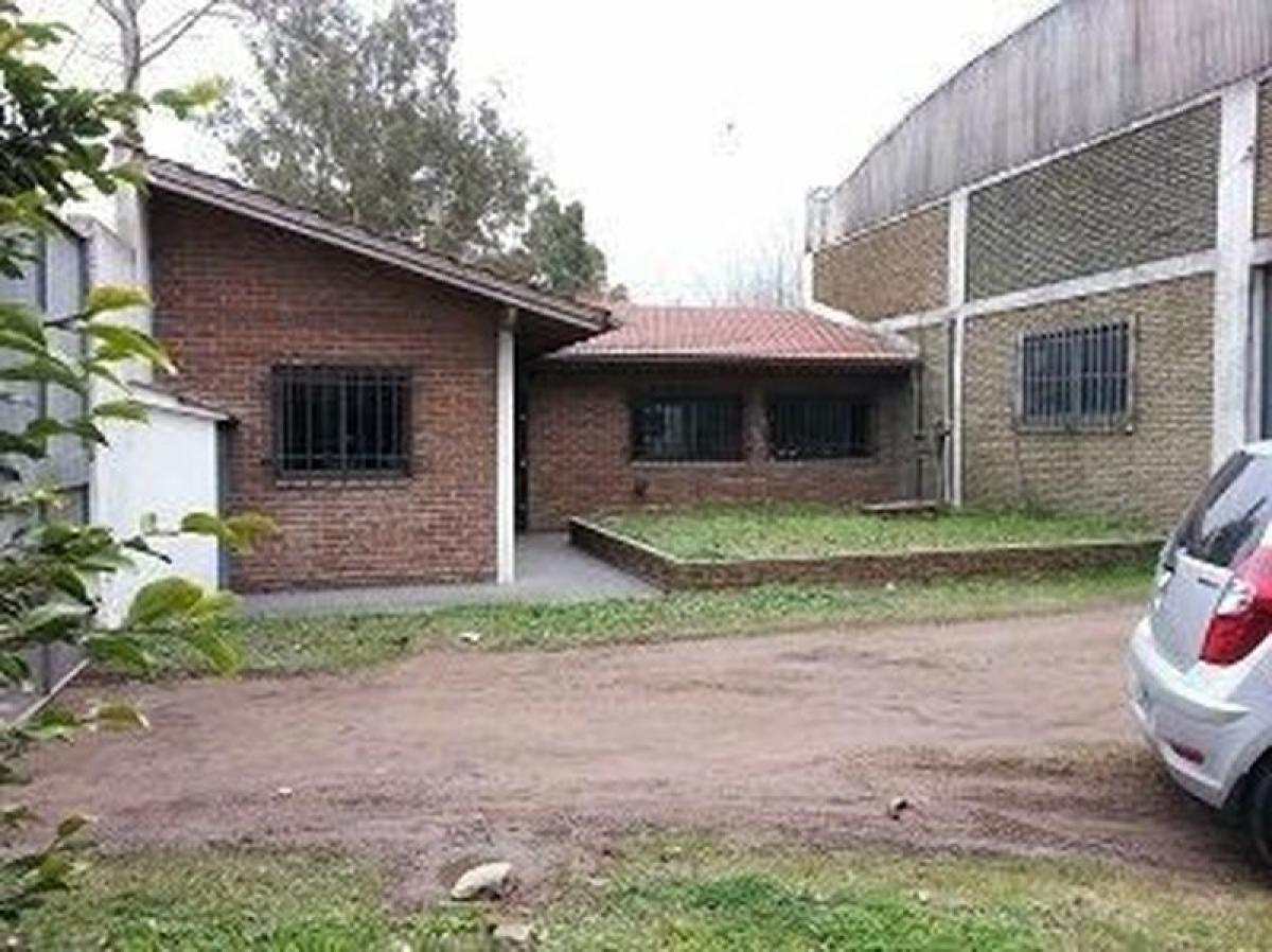  Commercial property in Esteban Echeverria, Argentina No. 28888
