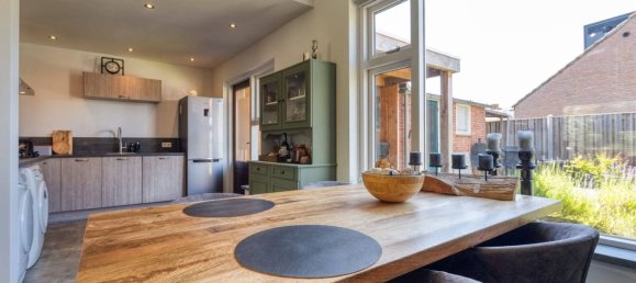 Таунхаус с 3 спальнями в Эссен, Германия № 69075 5