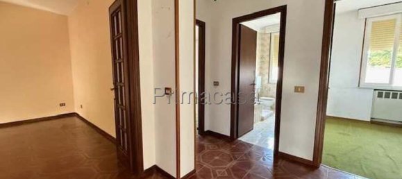 6 غرف نوم شقة في Novellara, Italy رقم 360433 5