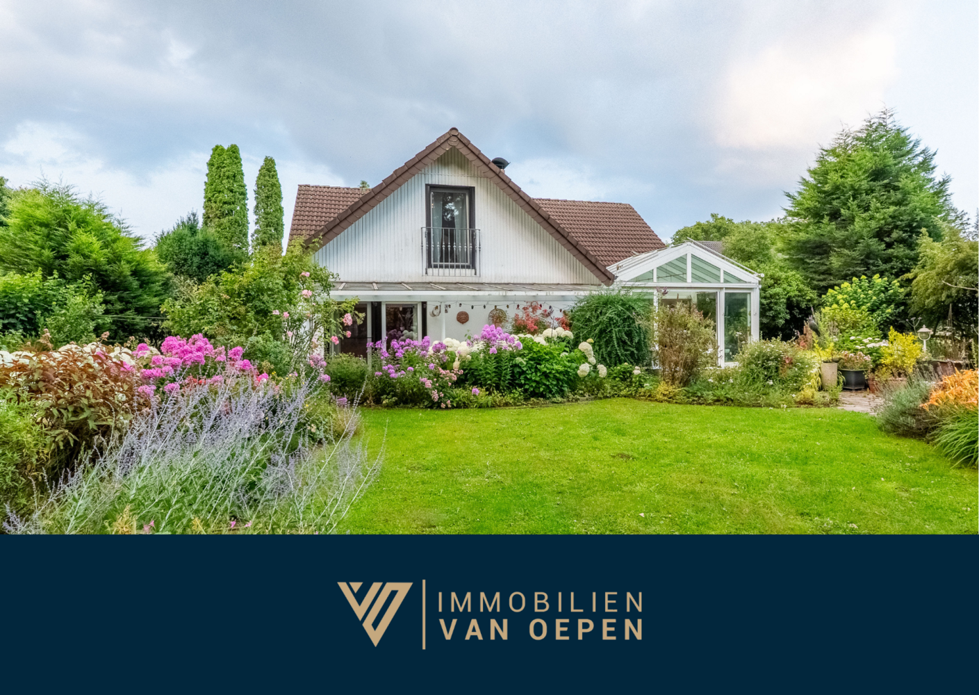 5 bedrooms House in Bottrop, Germany No. 233851