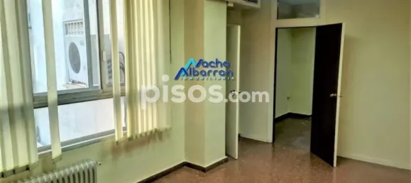 70m² Office in Badajoz, Spain No. 156045 11