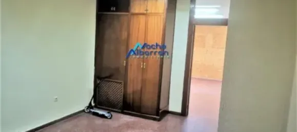70m² Office in Badajoz, Spain No. 156045 2