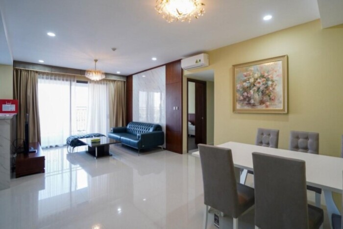 3 dormitorios apartamento en alquiler en District 4, Ho Chi Minh, Vietnam № 74974