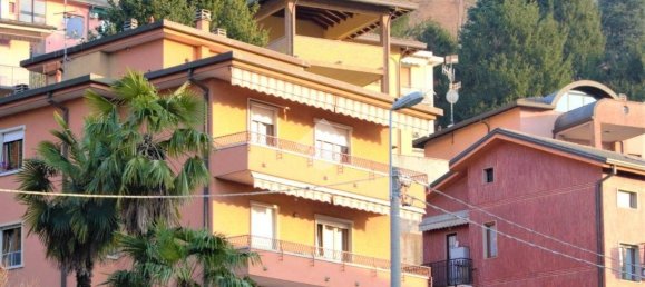 14m² Garage in Como, Italy No. 138523 2